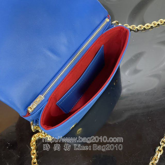 Louis Vuitton新款女包 M80742 路易威登Pochette Coussin链条包 Monogram压纹绵羊皮LV小挎包  ydh4170